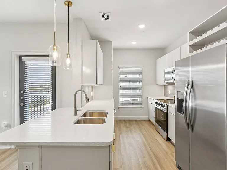 Sopra Luxury Living — Photo 104