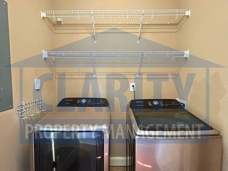 109 Belle Chase Way NE — Photo 9