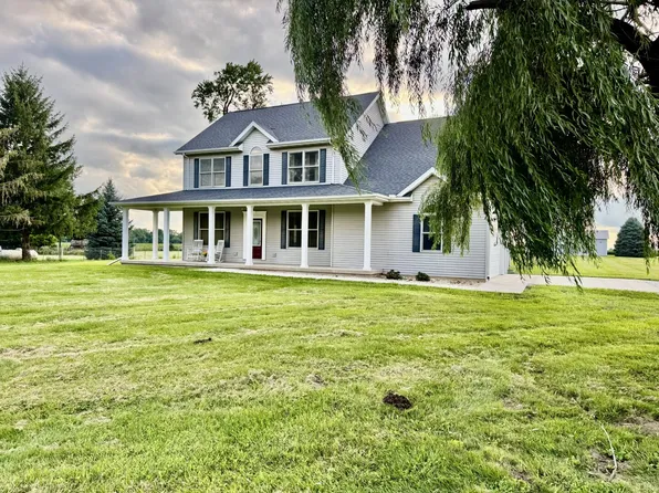 3039 E 3rd Rd, La Salle, IL 61301