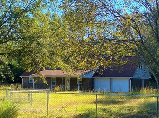 30 Doe Ct, Wedgefield, SC 29168
