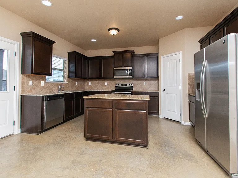 103 W Libra Dr — Photo 9