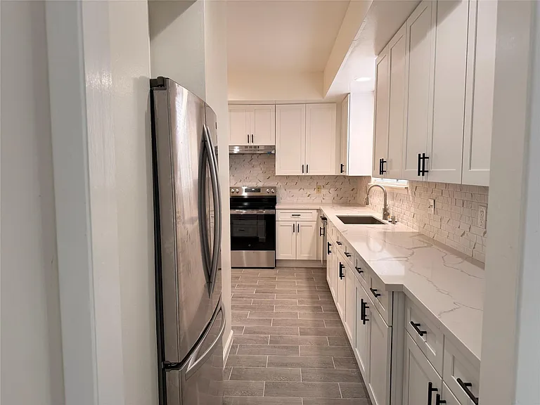 1114 Stoney Hill Dr — Photo 37