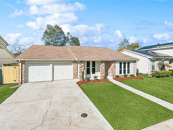2nd image of 3808 Glenoak Dr