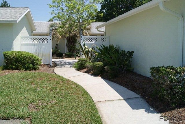 1st image of 4 Lake Forest Pl #0