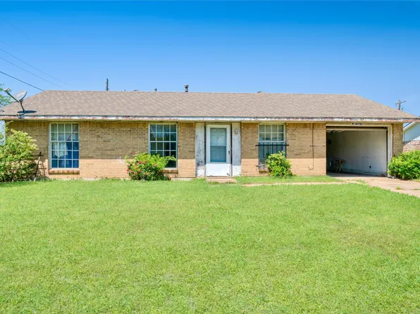 2114 Sunset Dr, Brookston, TX 75421