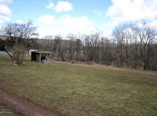 Emworth Ave, Shamokin, PA 17872