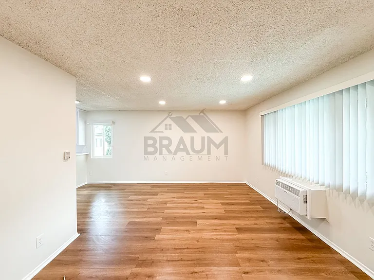18350 NAPA, LLC — Photo 27
