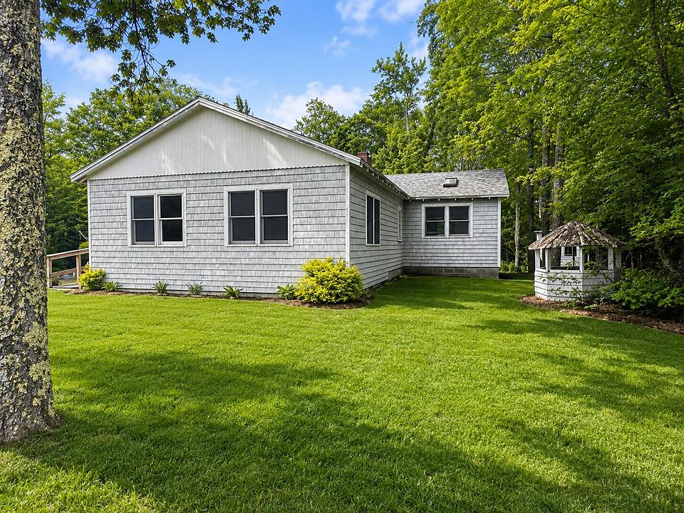2nd image of 681 Ellsworth Road