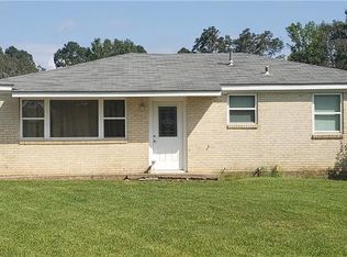 712 Hines Ln, Ball, LA 71405