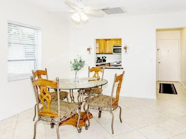 308 Southwind Ct #8 — Photo 4