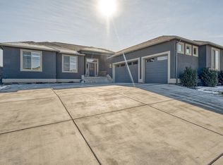 4421 Rosencrans St, West Richland, WA 99353