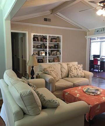 5th image of 3312 Sheffield Dr
