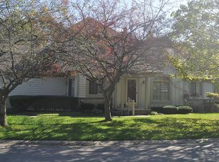 2560 Pine Dr #1, Wixom, MI 48393