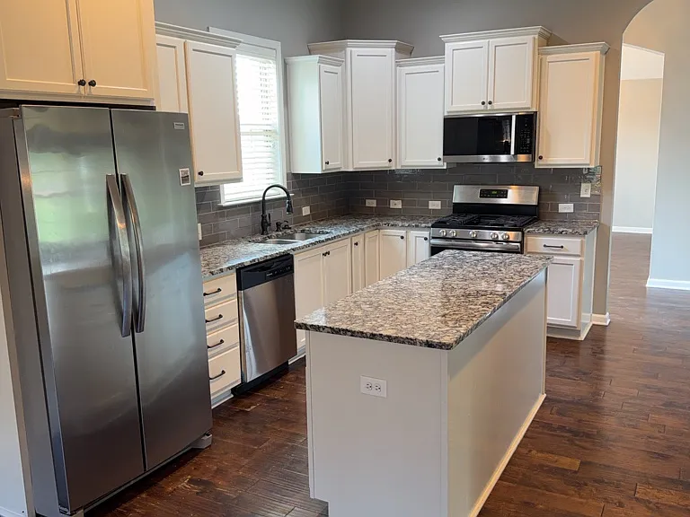 8836 Andress Ct — Photo 5