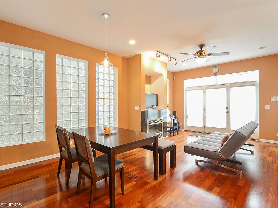 1st image of 922 N Paulina St #2