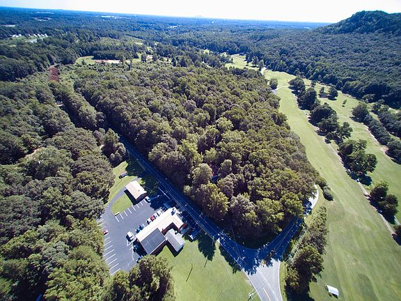 4th image of 125 Jenny Ln