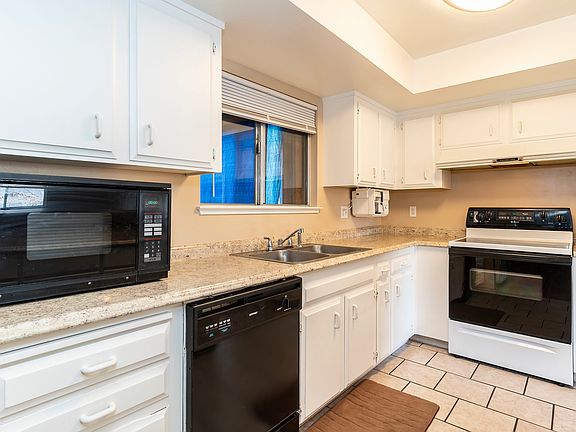 5th image of 3639 Keogh Dr