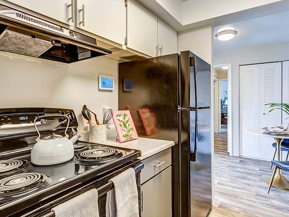 4th image of 1455 Valley Dr #47-4731