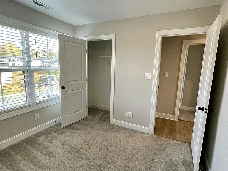 1005 Ridgestone Ct #1 — Photo 38