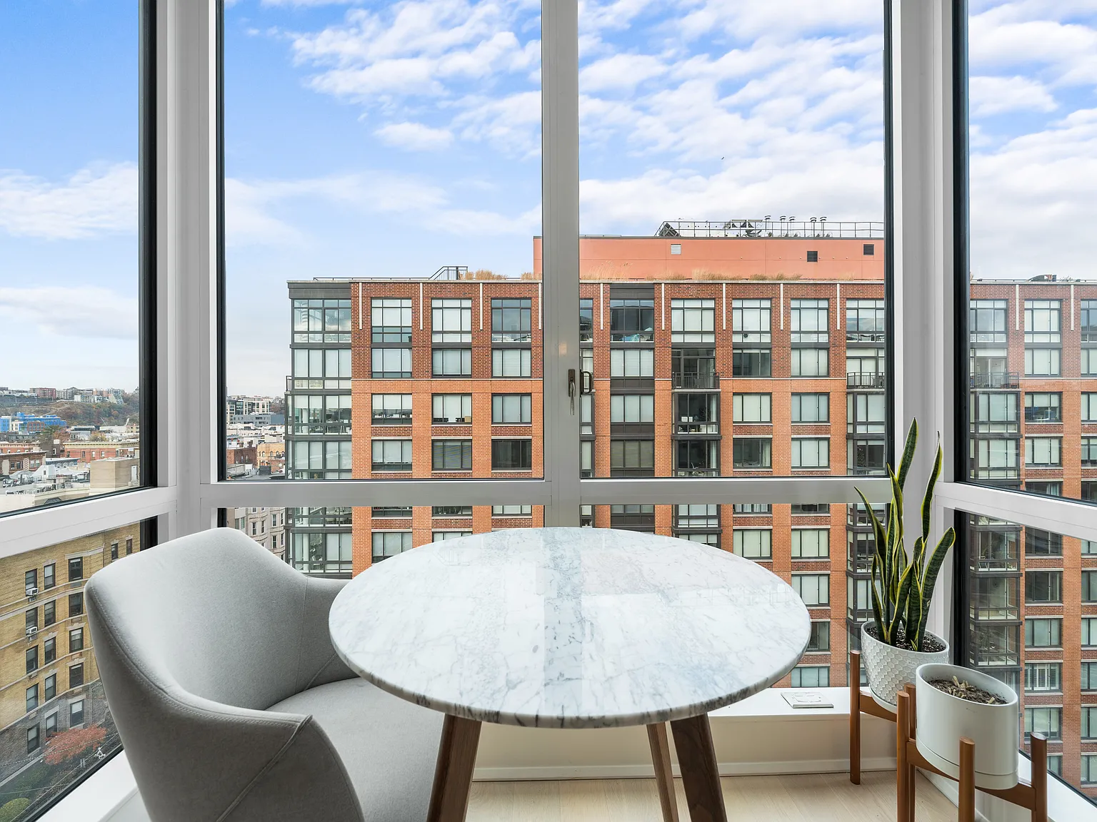 1 bed, 1.5 bath, 786 sqft, $4,600 — Photo 3