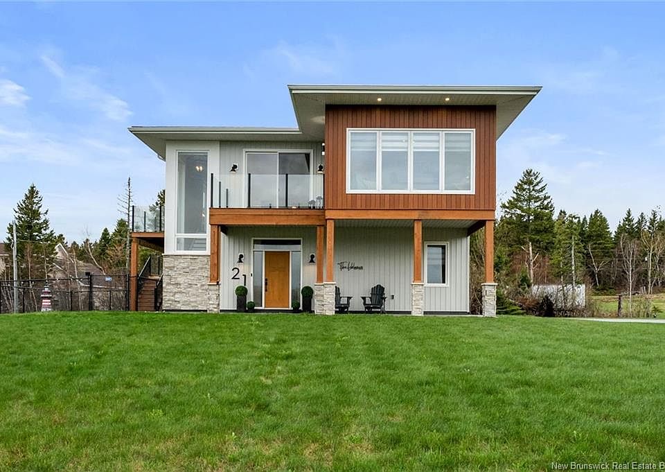 1st image of 21 Alyre Ln