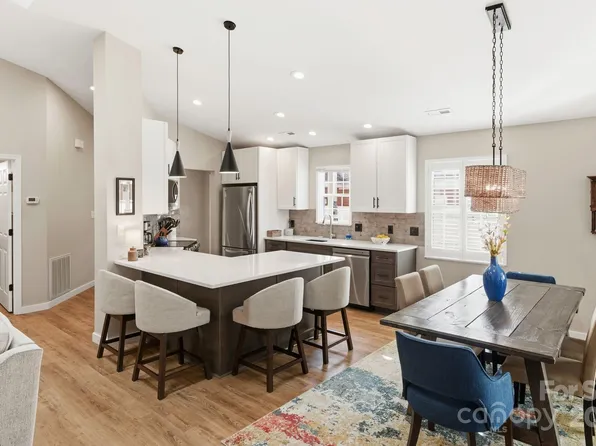 11C Heather Way, Candler, NC 28715