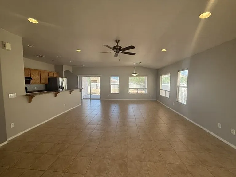 5123 E Hermosa Dr — Photo 2