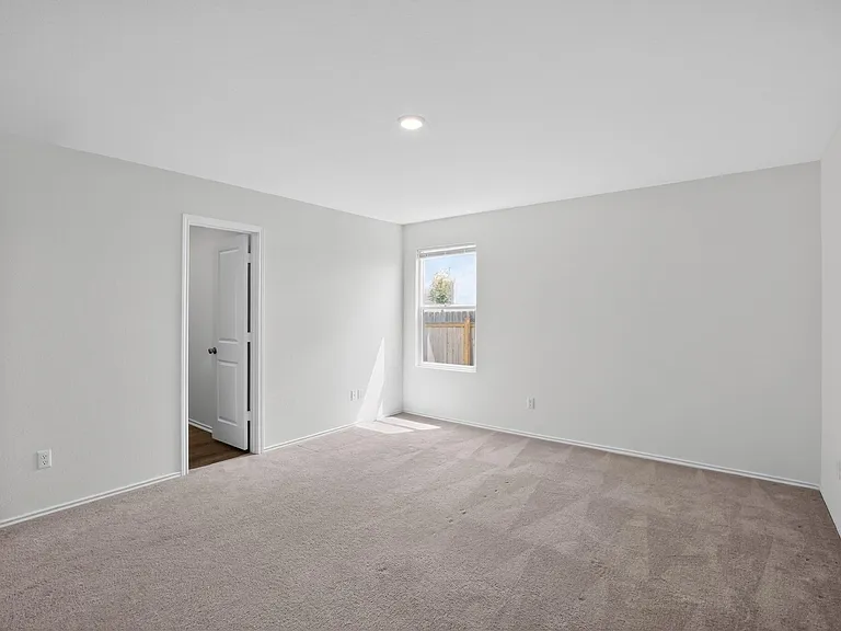 604 Marty Allen Loop — Photo 11