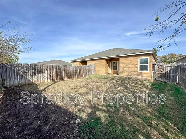 7103A Cameron Park Rd #R — Photo 13