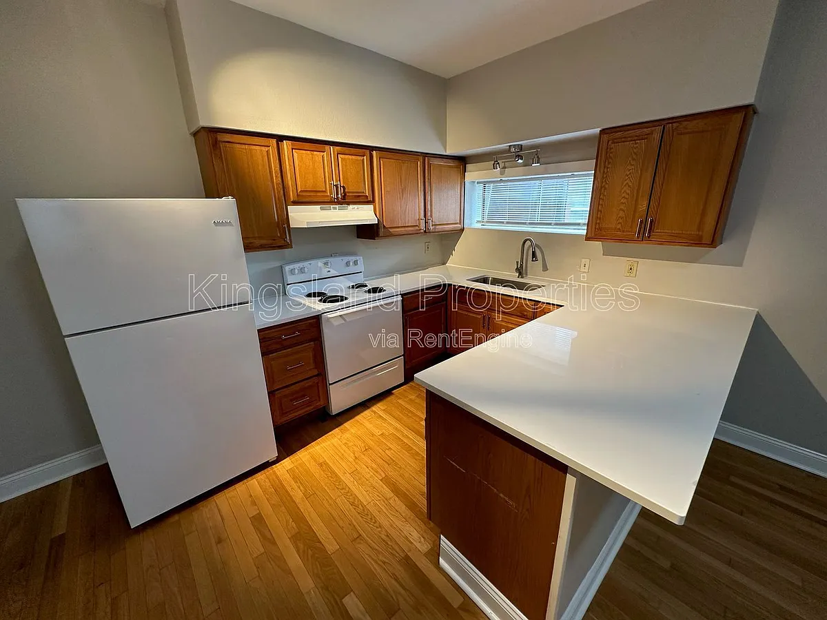 Building Photo - 4250 Castleman Ave
