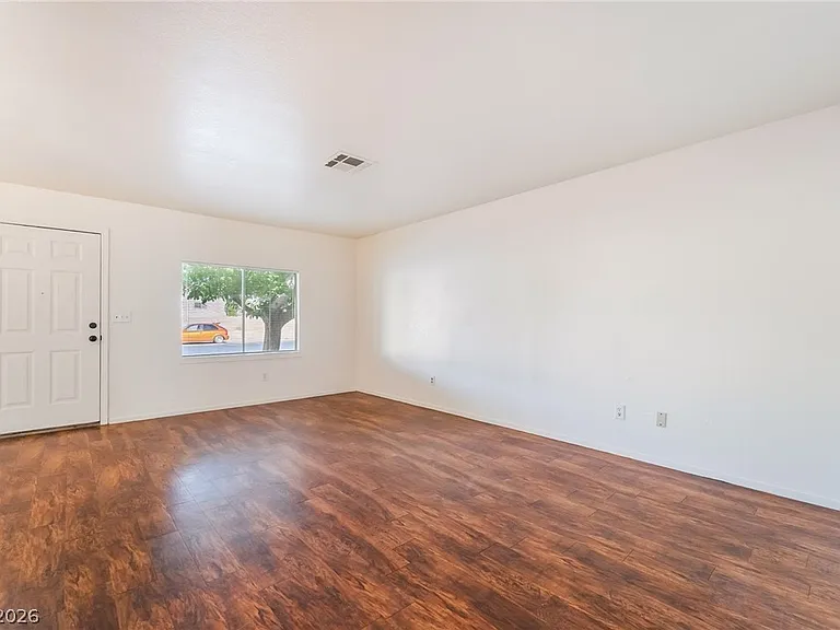 1611 E Harmon Ave #3 — Photo 8