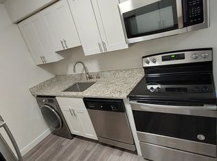 N142W6212 Concord St #2, Cedarburg, WI 53012