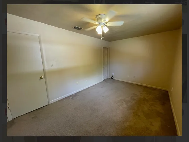 3025 NW 79th Ct — Photo 3