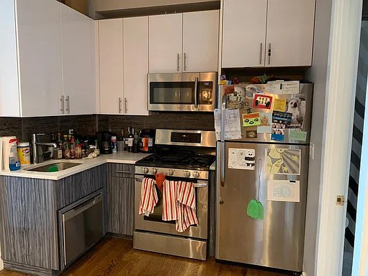 Rented by Premier Metro Realty Corp | media 1