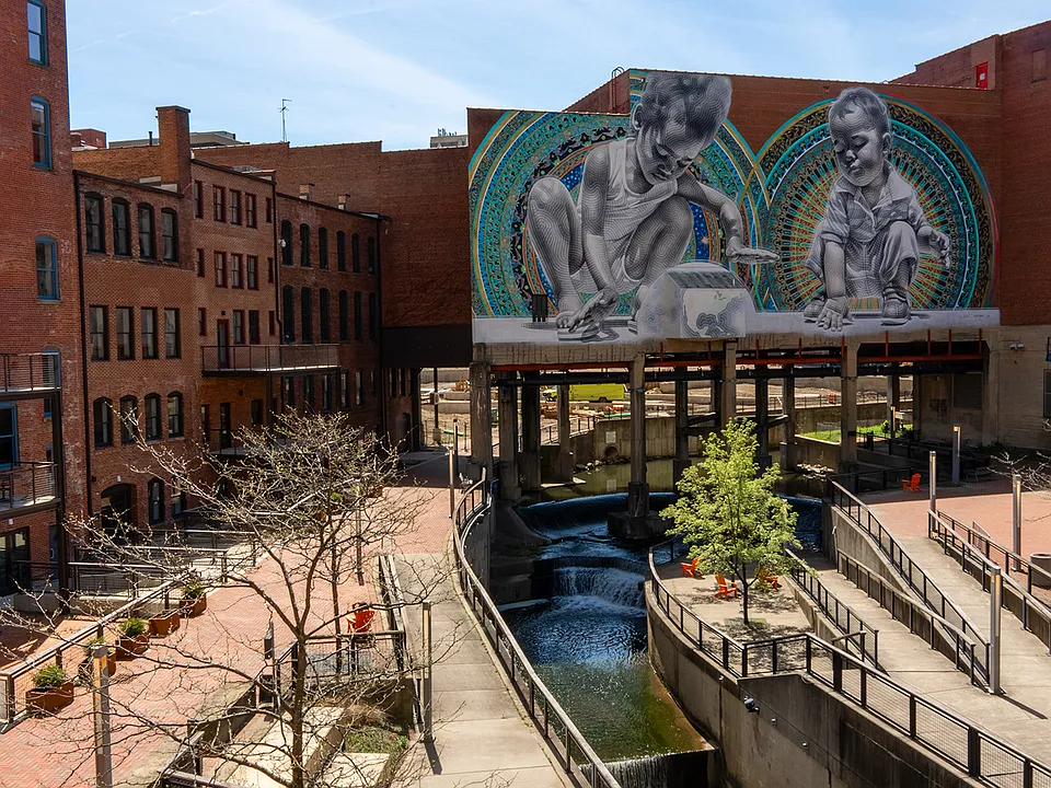 The Bowery District