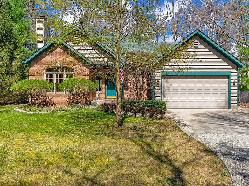 1st image of 3404 Old Orchard Ln