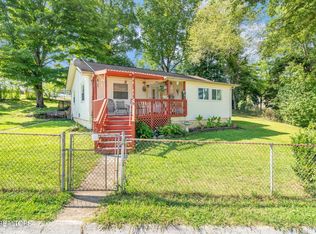 100 E Newkirk Ln, Oak Ridge, TN 37830