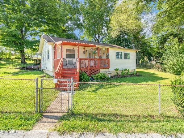 100 E Newkirk Ln, Oak Ridge, TN 37830