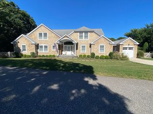 64 Grant Dr, Montauk, NY 11954