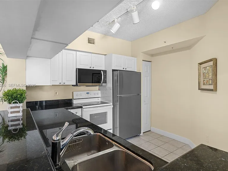 17150 N Bay Rd #2908 — Photo 11