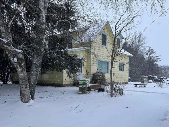 205 Barber St, Ithaca, MI 48847