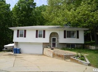 300 Fredricks Ct, Jefferson City, MO 65101