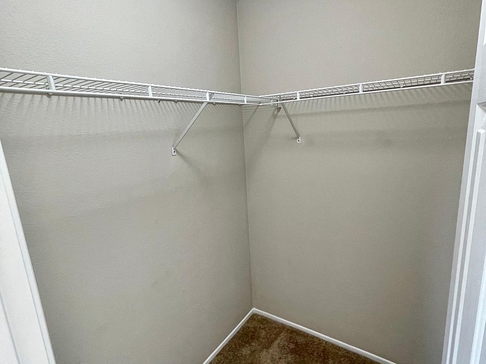 2nd image of 173 Brisas St