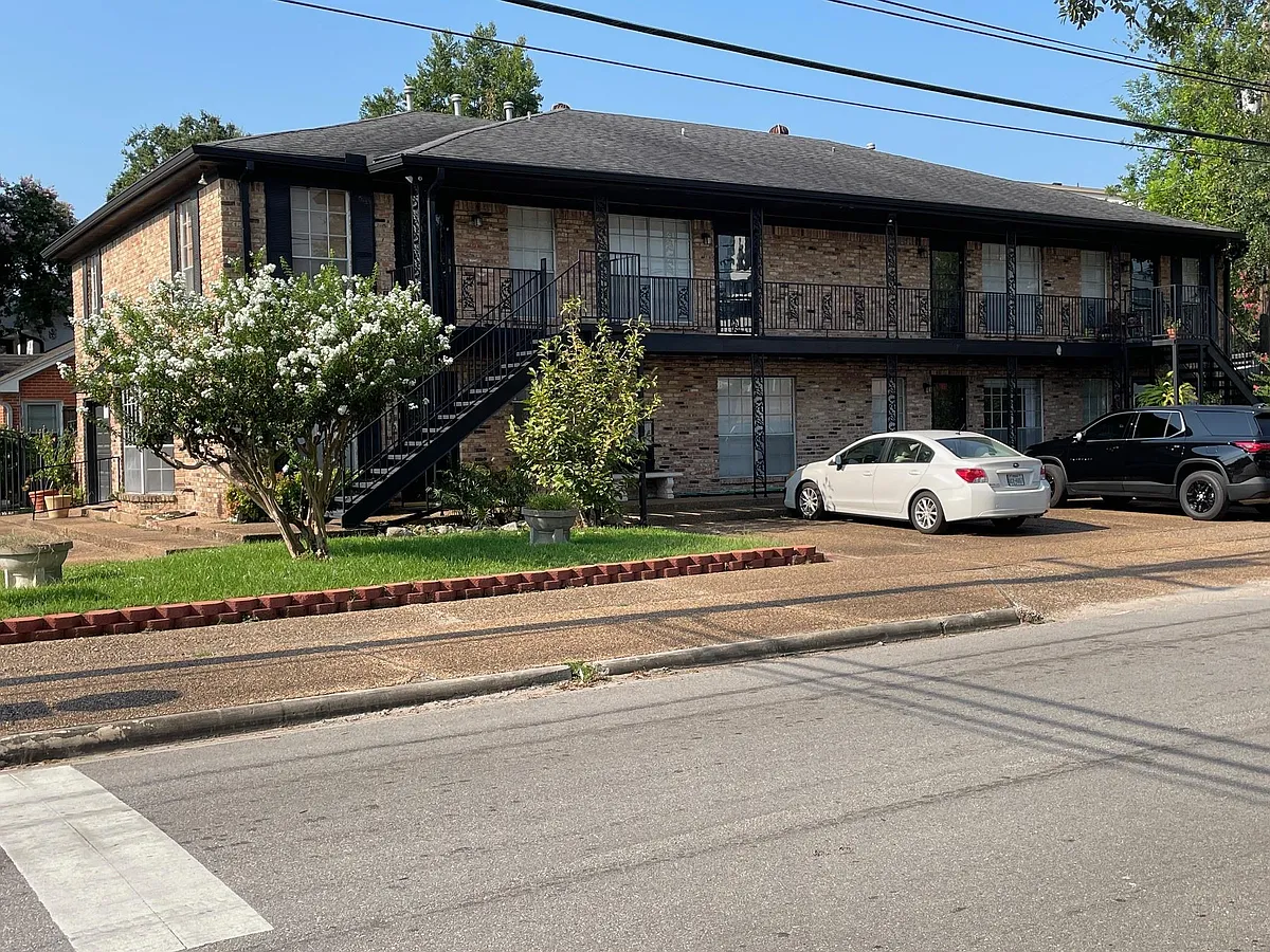 Building Photo - 1500 Woodhead St #2