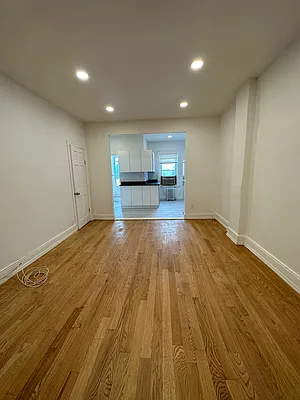 Rented by Orchard Plaza, LLC | media 7
