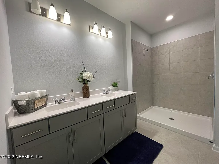 233 Charlie Way — Photo 18