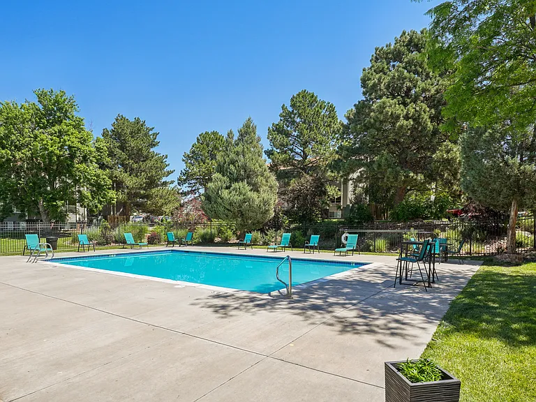 The Montecito Apartments — Photo 18