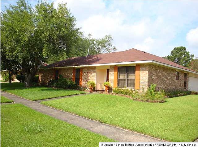 1st image of 4175 Sarasota Dr