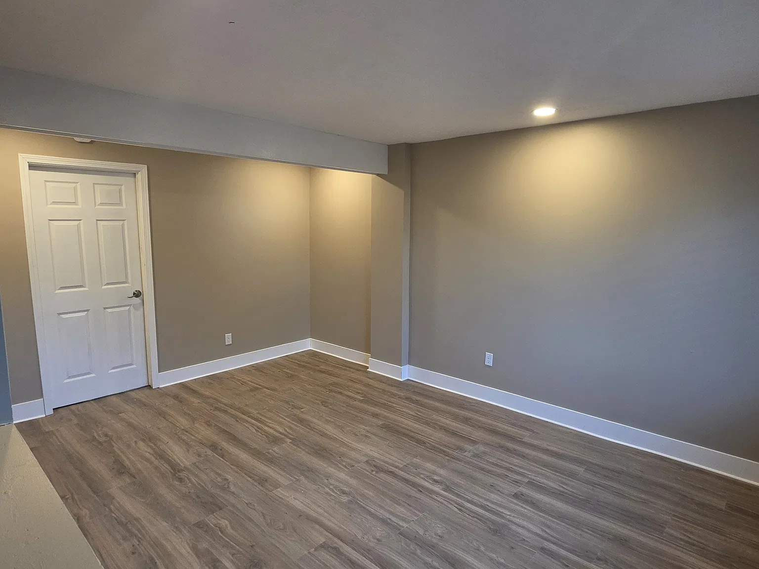 3853 Mollane St NW — Photo 4