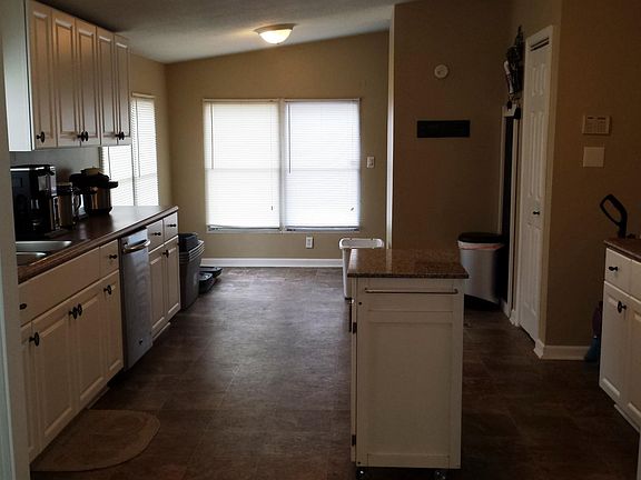 Kitchen and breakfast alcove